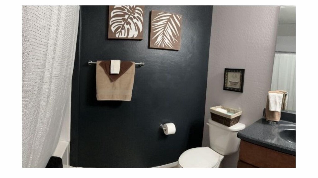 Photo of Bathroom in Kingswood Parke