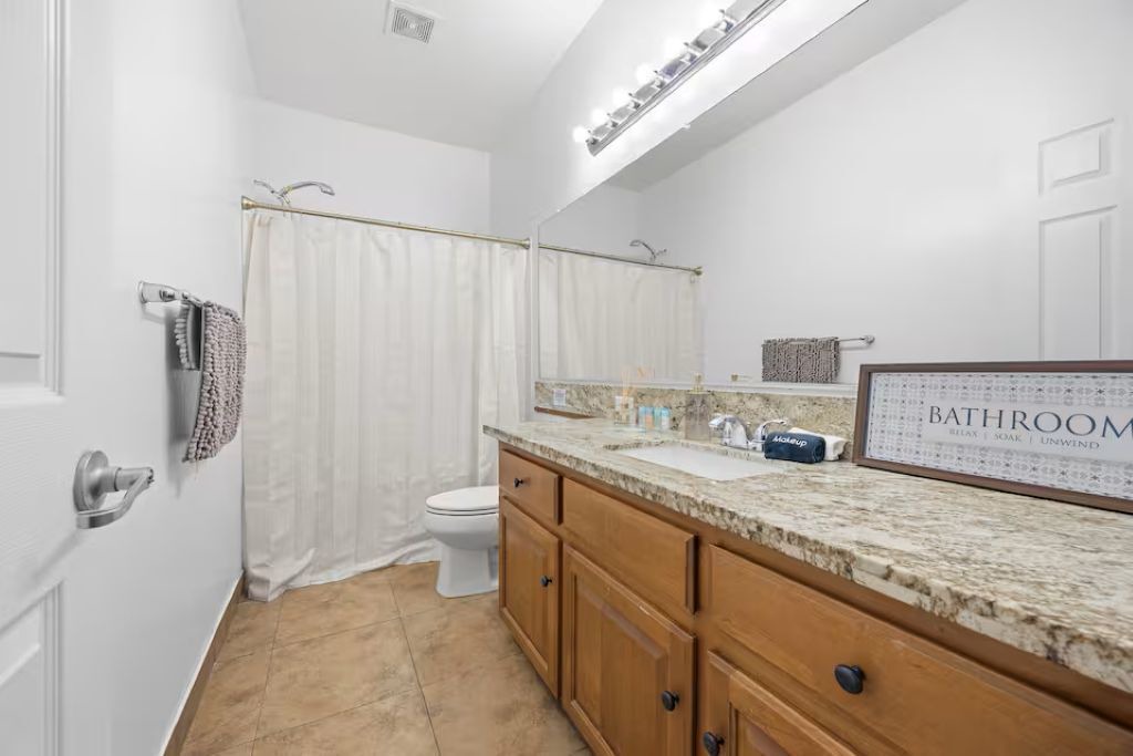Photo of Bathroom in Pumpkin Center