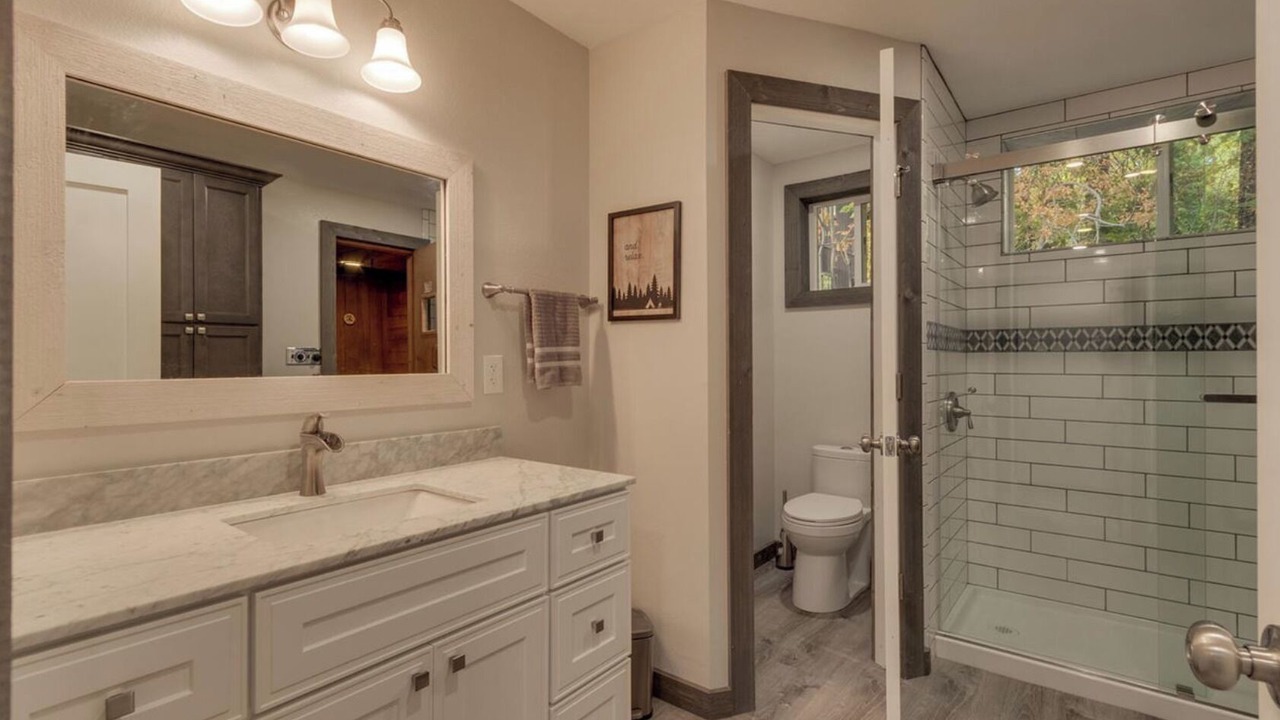 Photo of Bathroom in Sunnyside