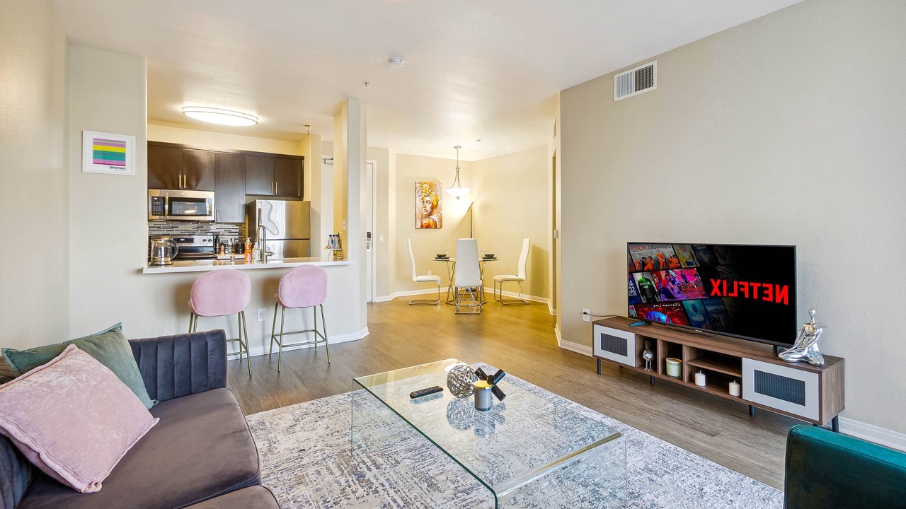 Photo of Livingroom in Del Rey