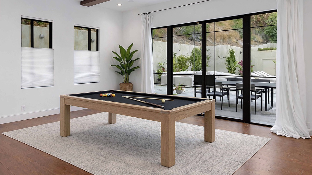 Photo of Bedroom in Nichols Canyon