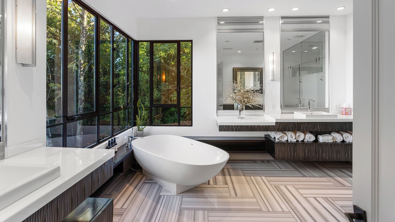 Photo of Bathroom in Nichols Canyon