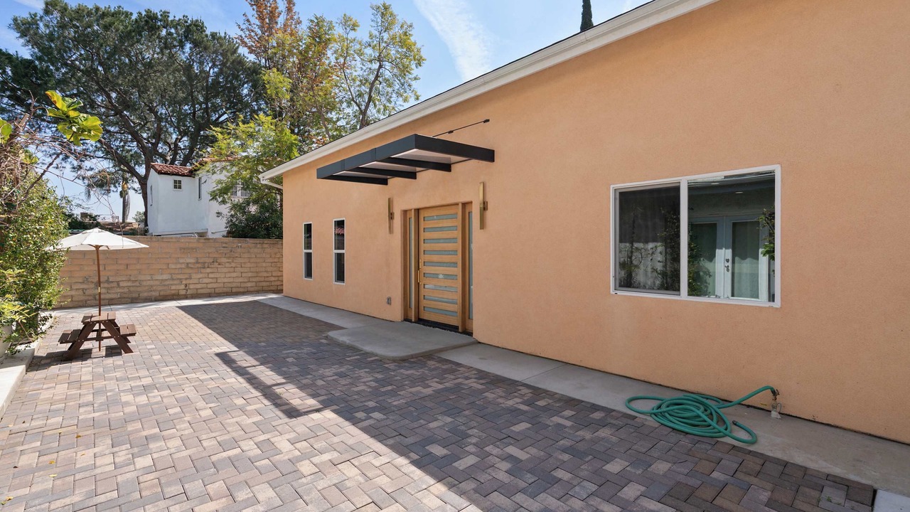 Photo of Outdoor in Van Nuys