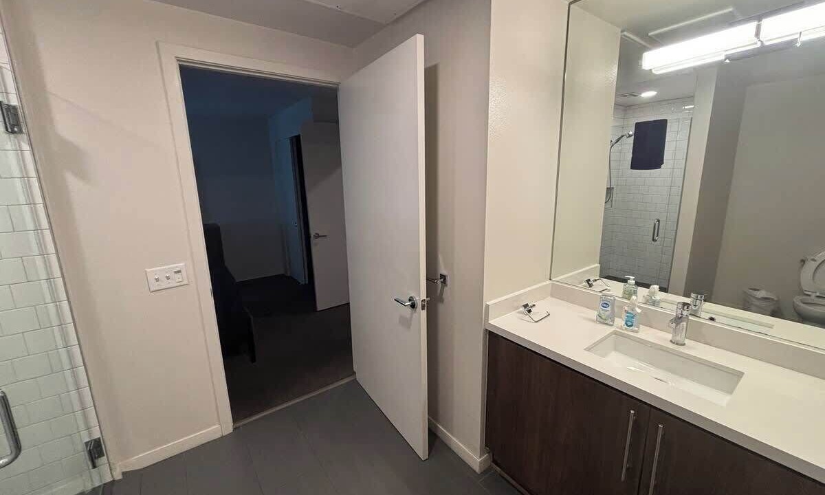 Photo of Bathroom in Pacific Terrace