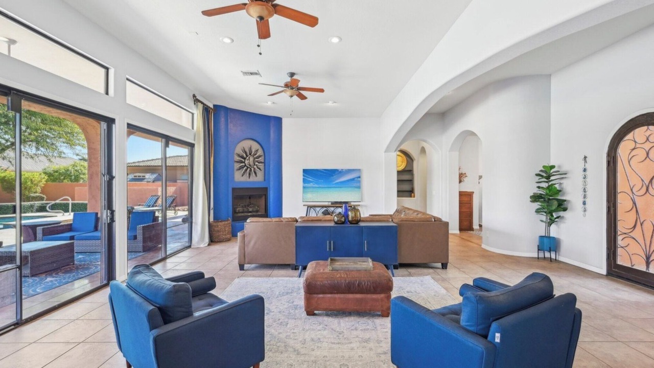 Photo of Livingroom in Village At Litchfield Park