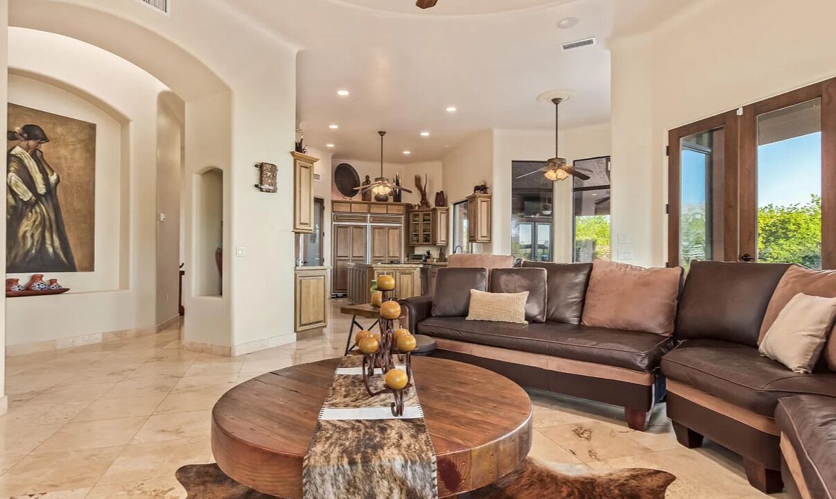 Photo of Livingroom in Rio Verde Foothills