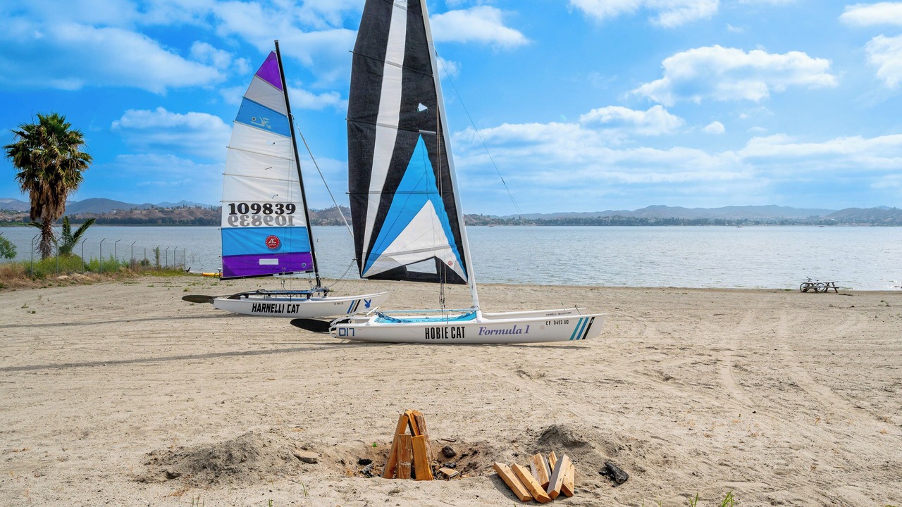 Photo of Others in Lake Elsinore