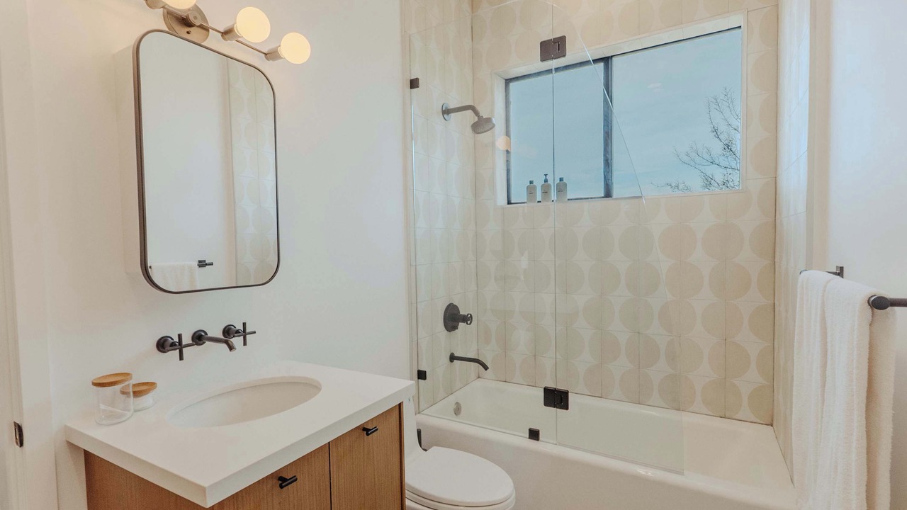 Photo of Bathroom in Joshua Tree Highlands