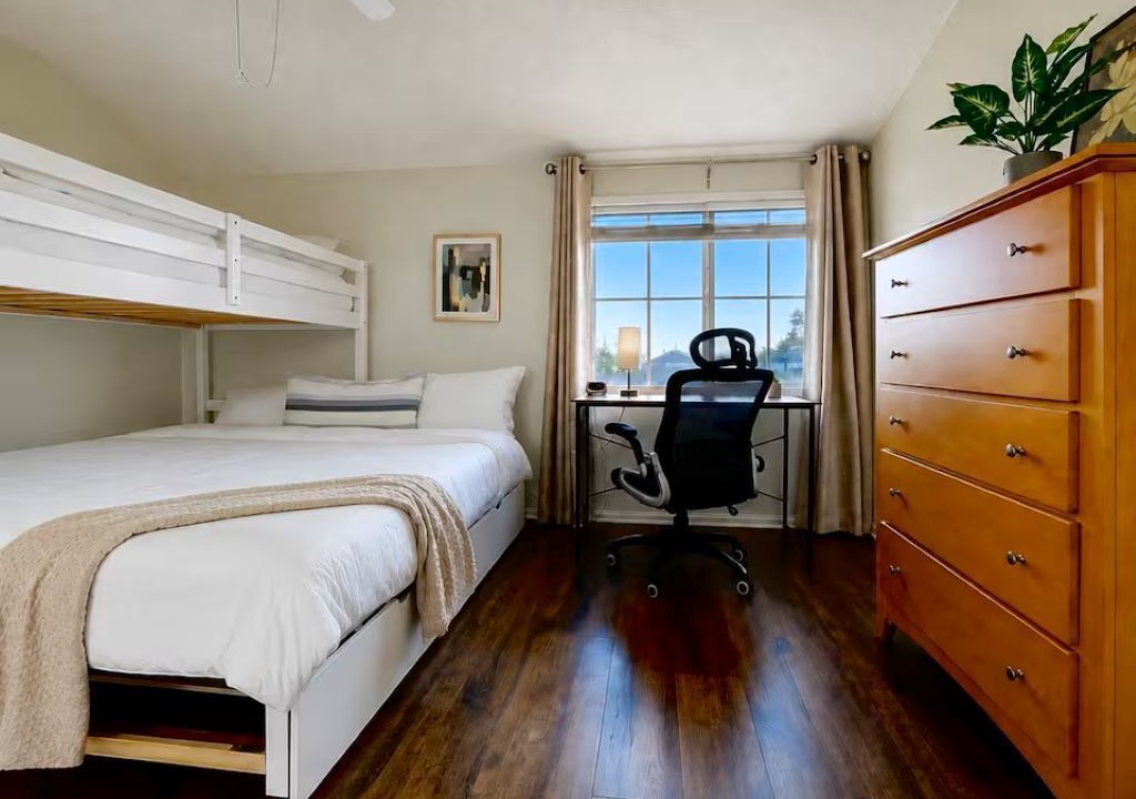 Photo of Bedroom in Mount Wilson