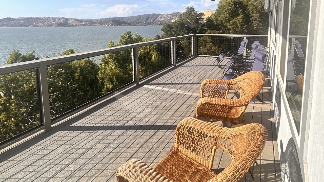 Photo of Patio Balcony in Clear Lake
