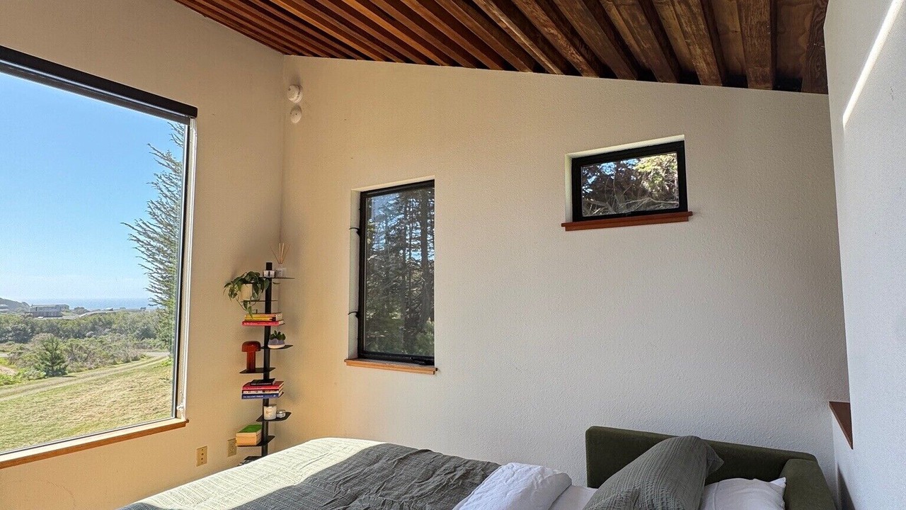 Photo of Bedroom in Sea Ranch
