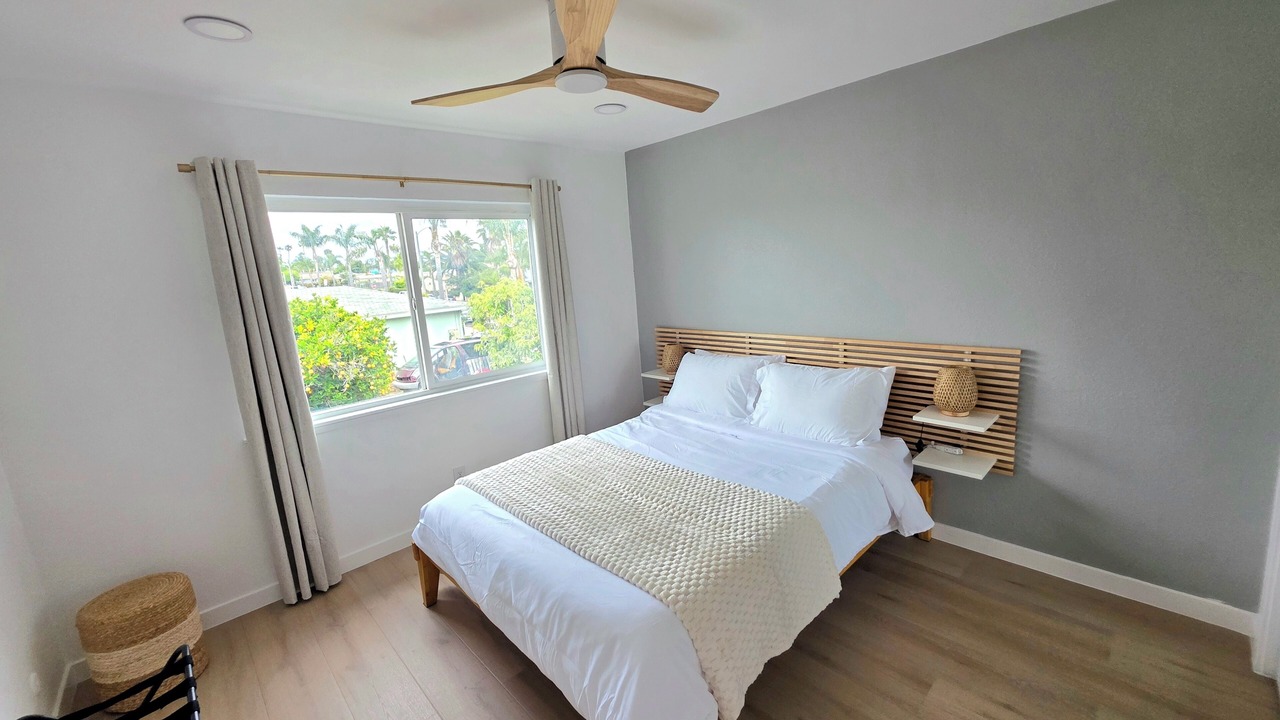 Photo of Bedroom in East Side Capistrano