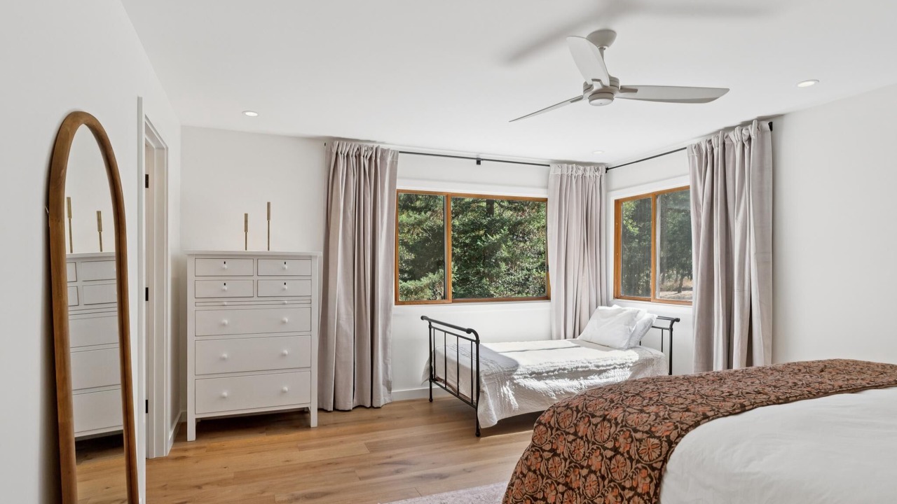 Photo of Bedroom in Santa Rosa