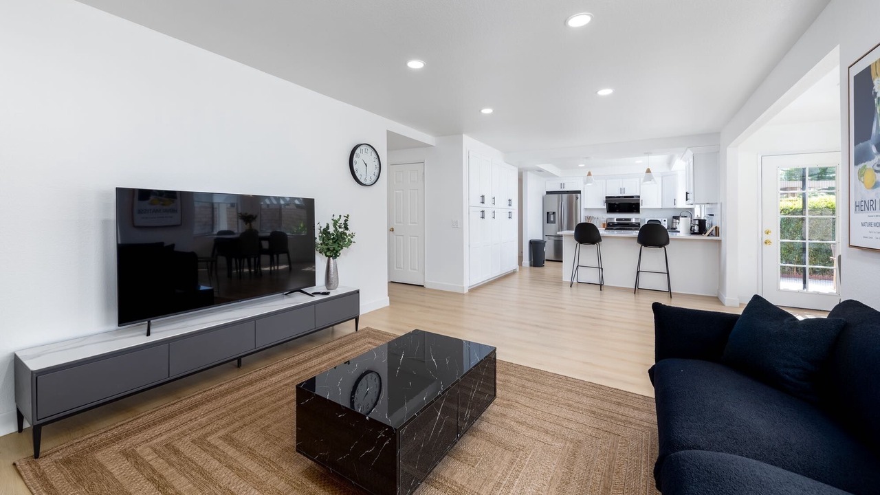 Photo of Livingroom in Ontario