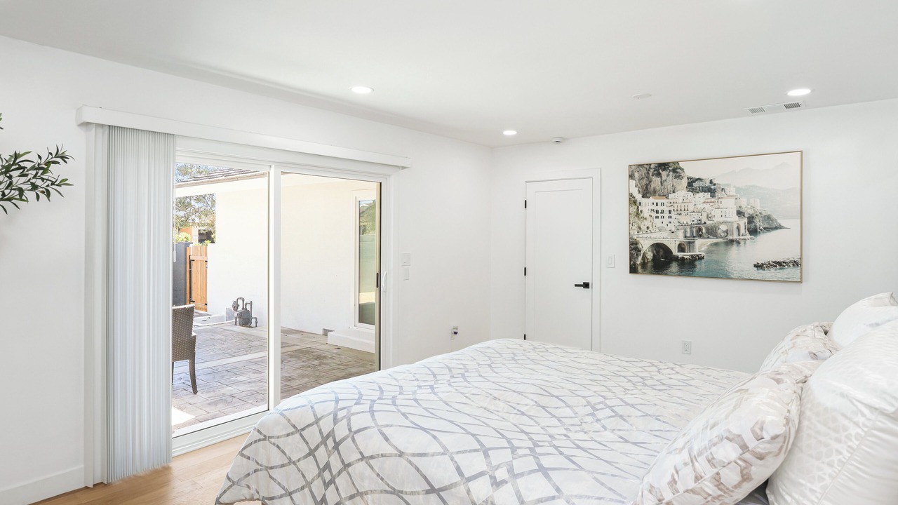 Photo of Bedroom in Midway City