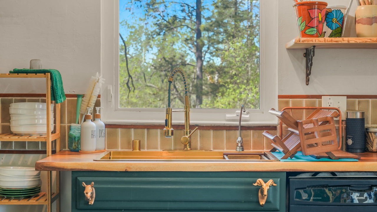 Photo of Kitchen in Oregon House
