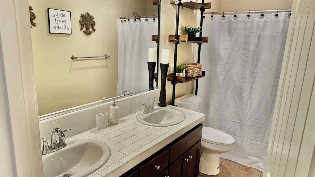 Photo of Bathroom in Pumpkin Center