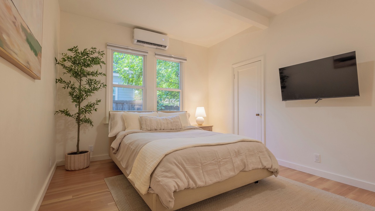 Photo of Bedroom in Chico