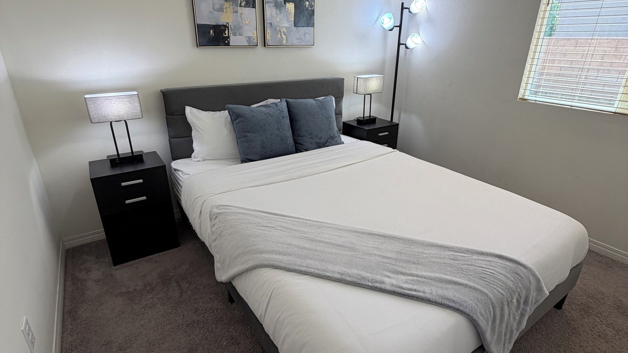 Photo of Bedroom in Mira Loma