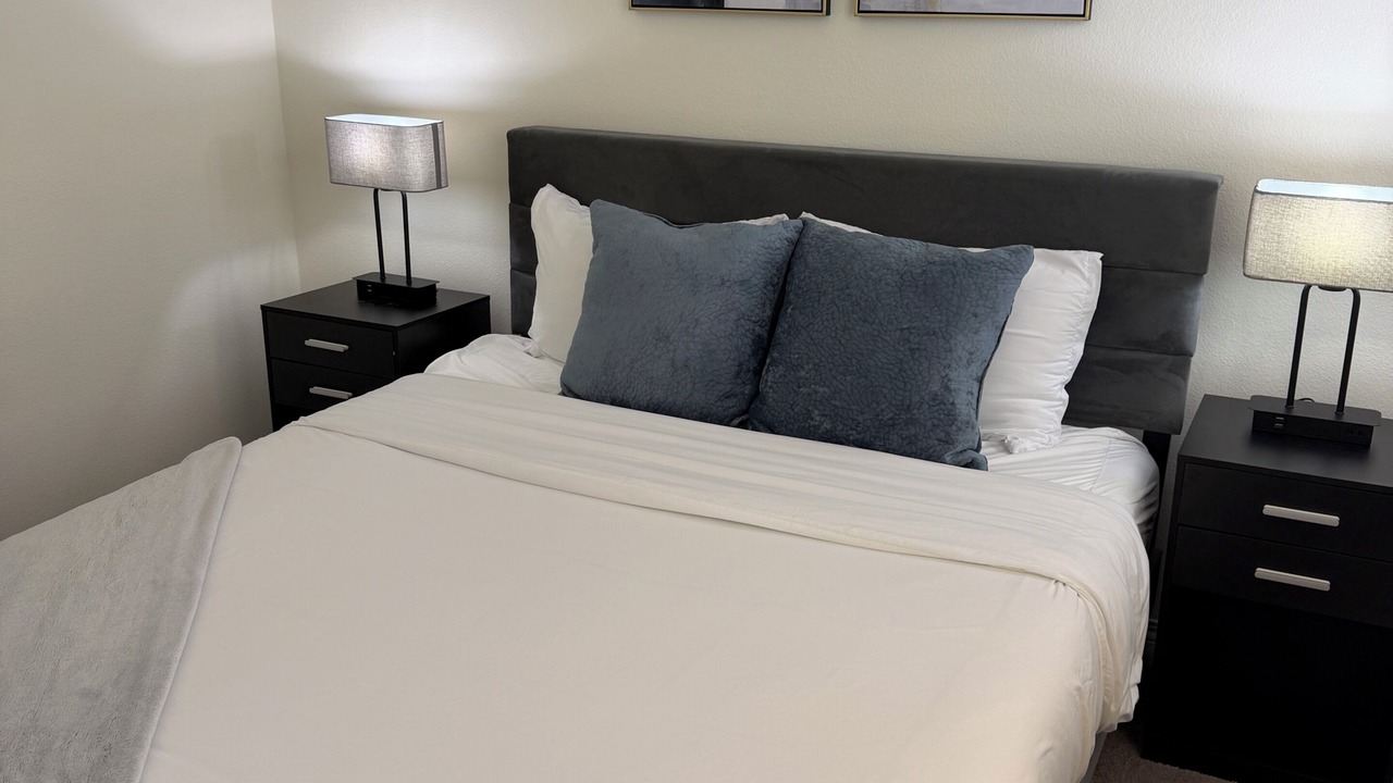 Photo of Bedroom in Mira Loma