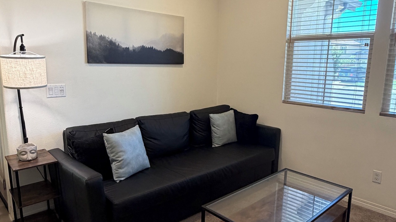 Photo of Livingroom in Mira Loma