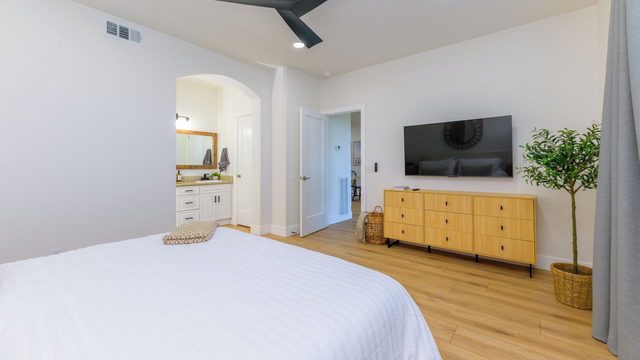 Photo of Bedroom in Laguna Niguel