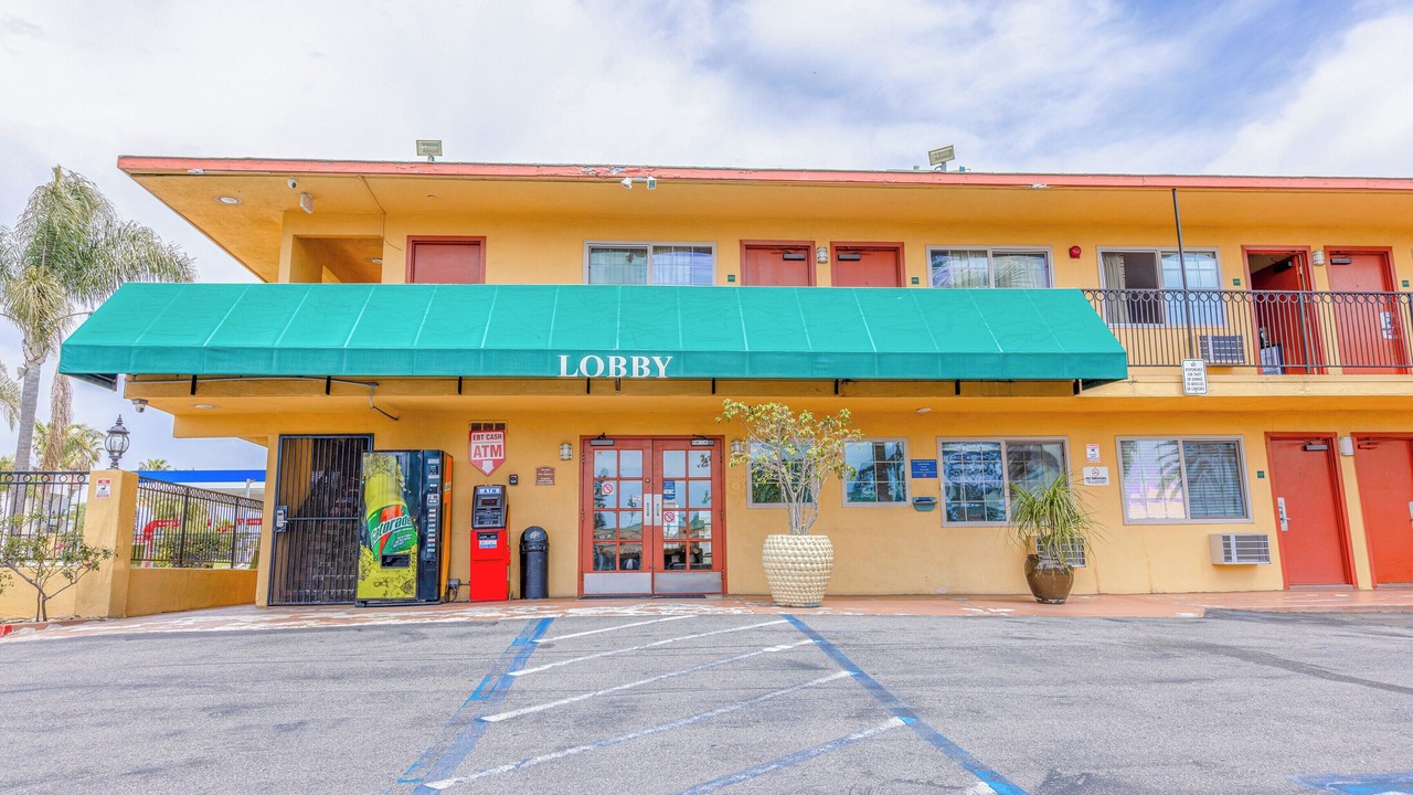 Photo of Outdoor in Loma Alta