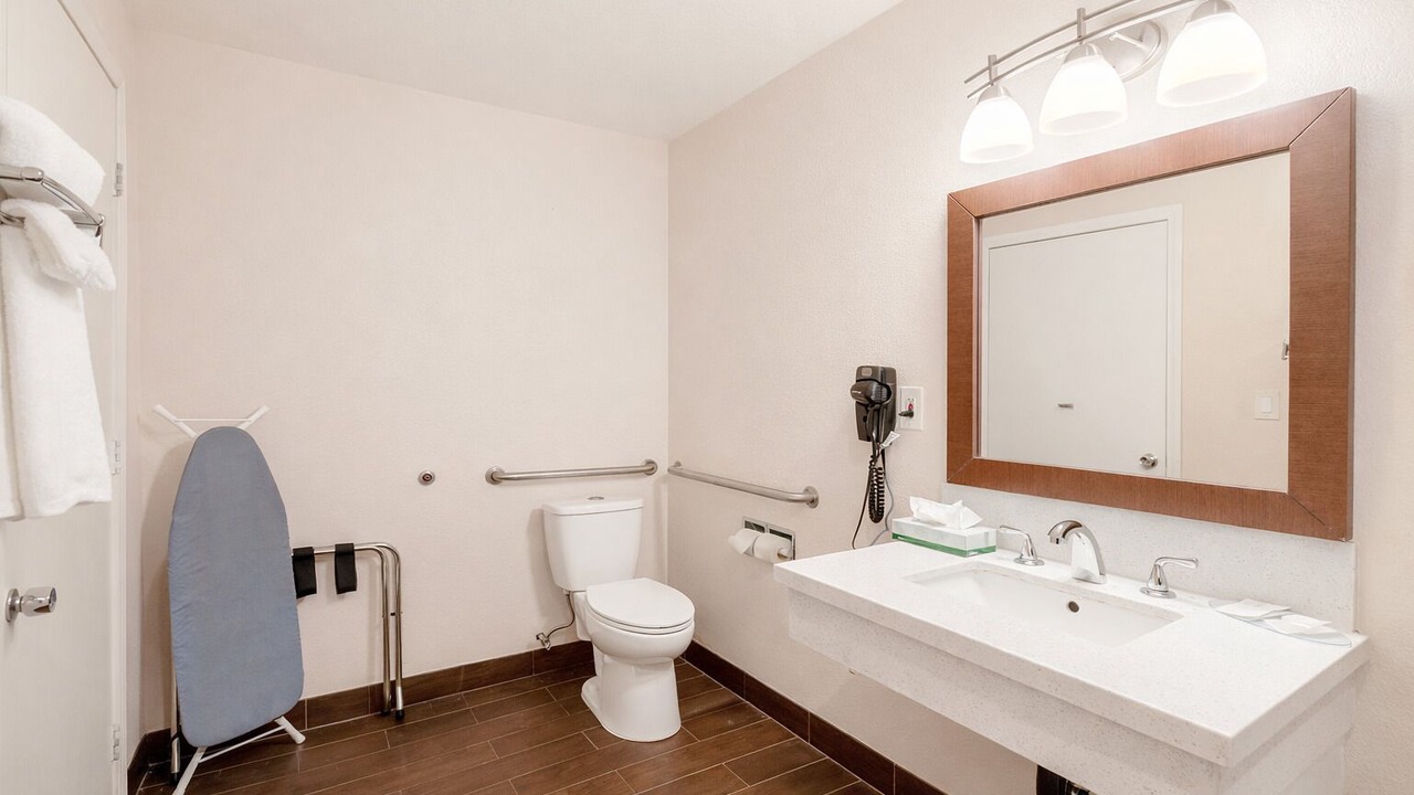 Photo of Bathroom in Loma Alta