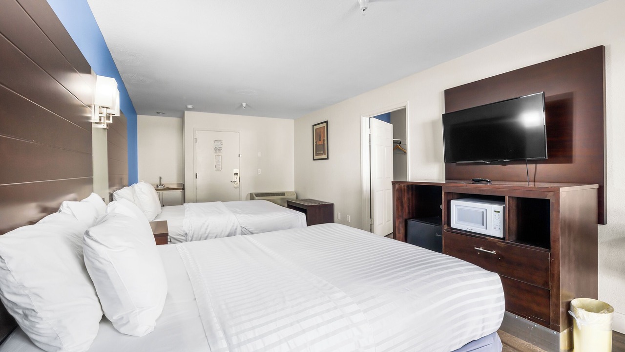 Photo of Bedroom in Westside Santa Cruz
