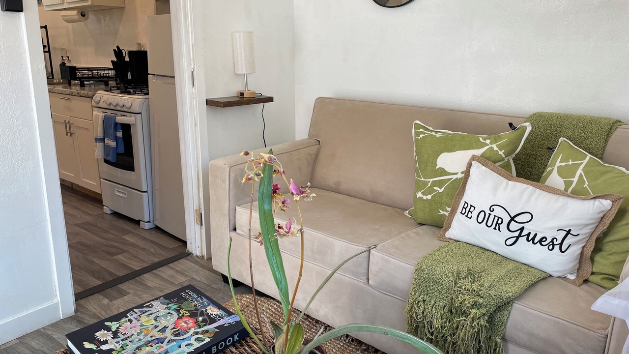 Photo of Livingroom in South Wrigley
