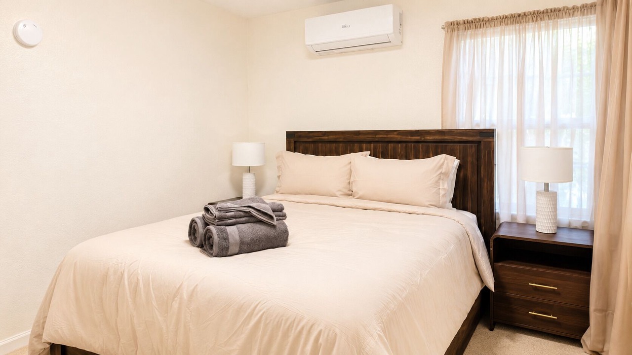 Photo of Bedroom in Coalinga