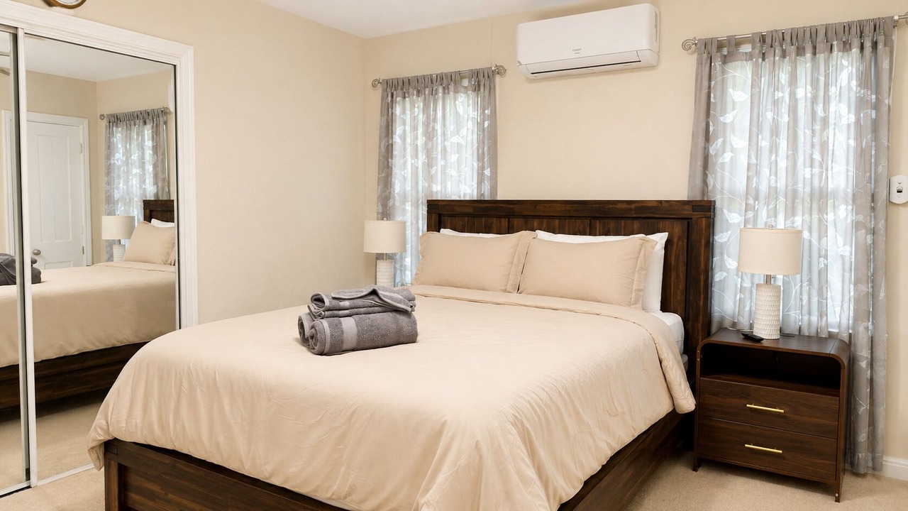 Photo of Bedroom in Coalinga