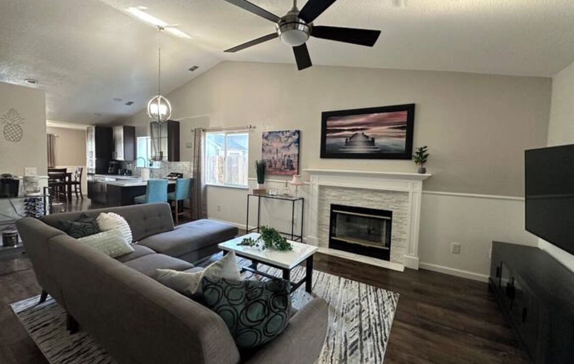 Photo of Livingroom in Salida