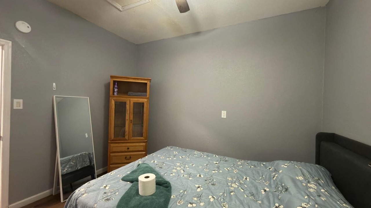 Photo of Bedroom in Mira Loma