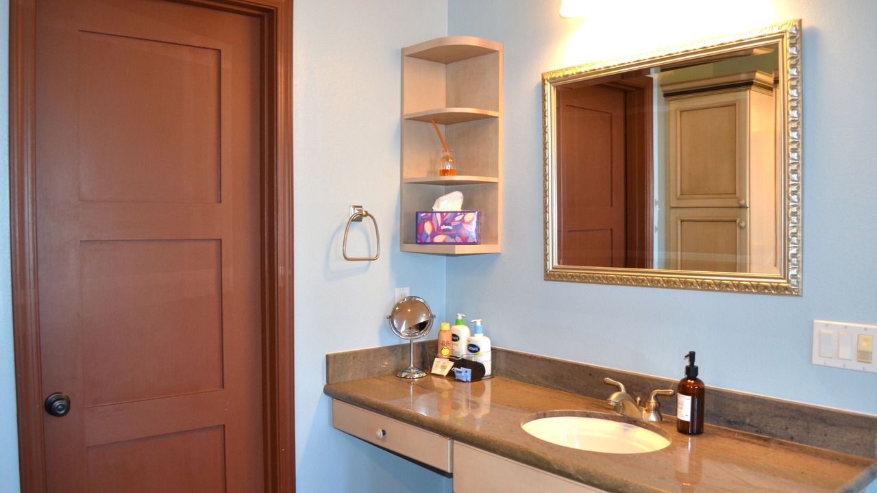 Photo of Bathroom in Knightsen