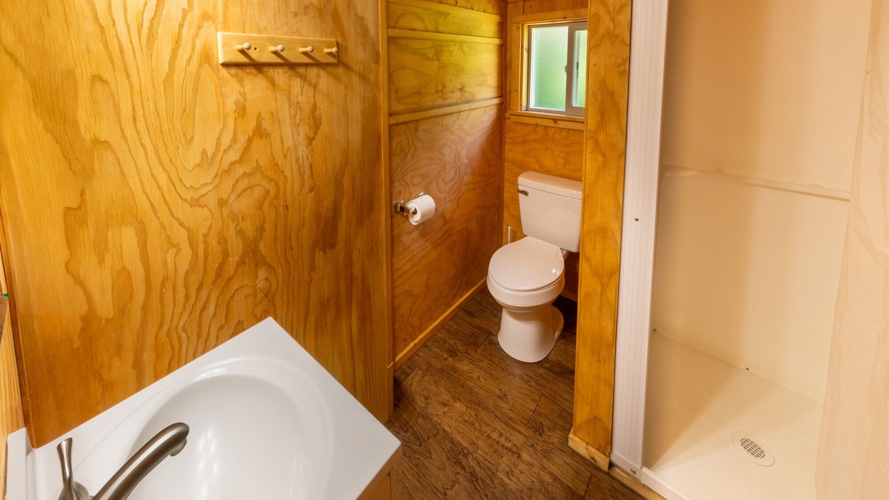 Photo of Bathroom in Blairsden-Graeagle