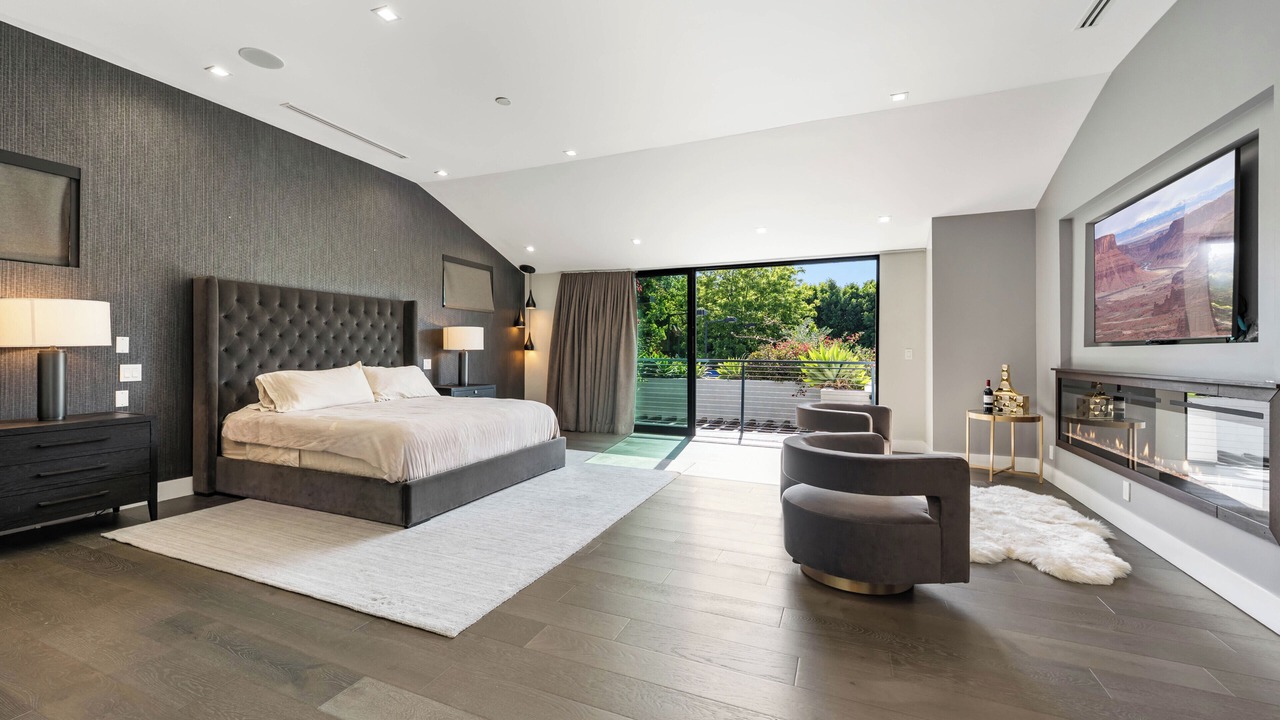 Photo of Bedroom in Encino