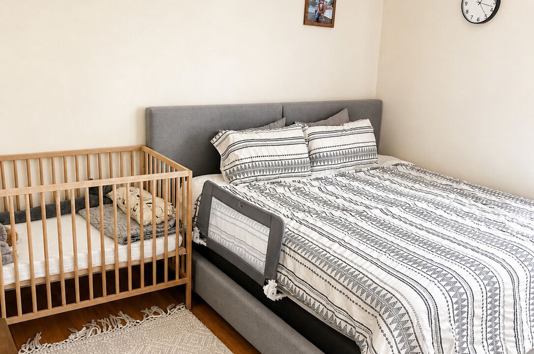 Photo of Bedroom in Monterey Ter