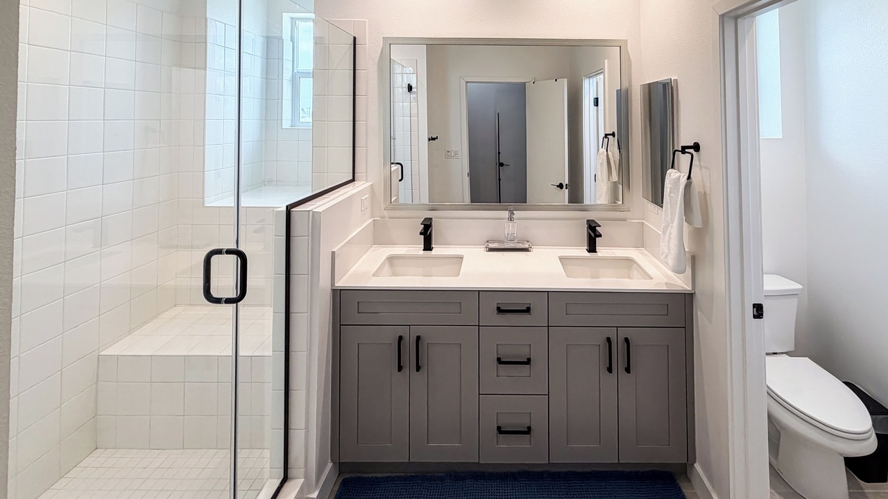 Photo of Bathroom in North Long Beach