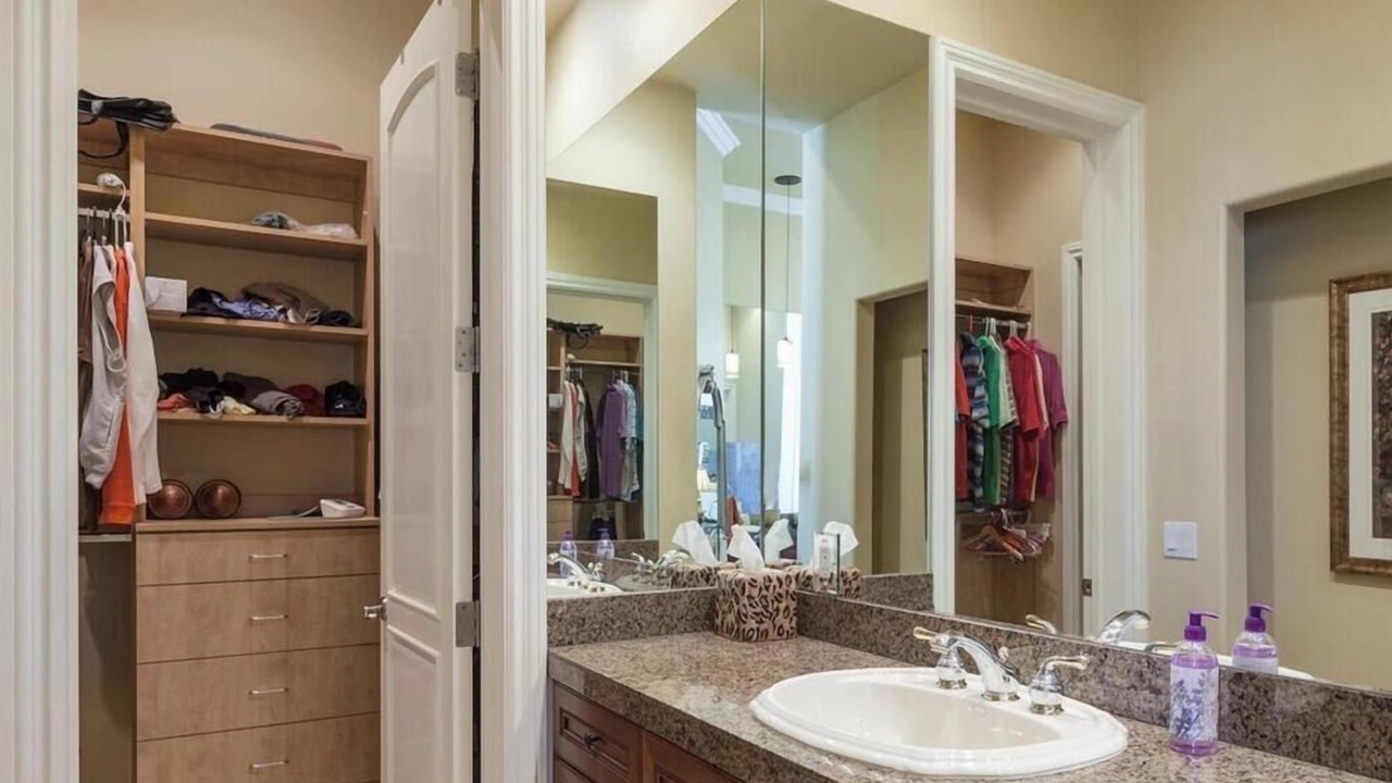 Photo of Bathroom in Bermuda Dunes