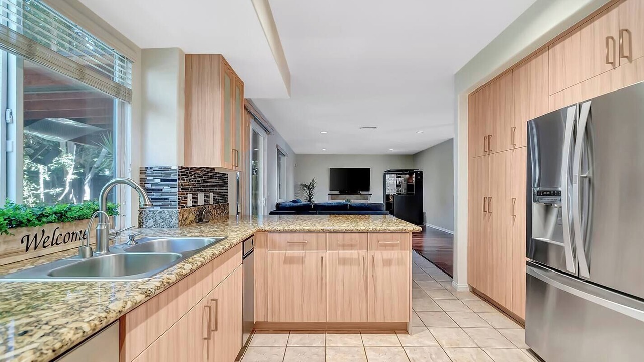 Photo of Bedroom in Tarzana