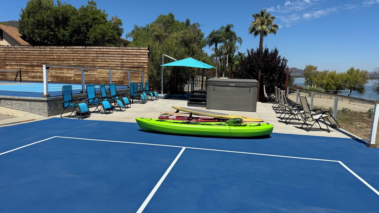 Photo of Outdoor in Lakeland Village