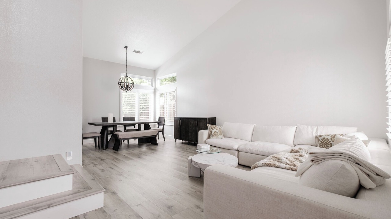Photo of Livingroom in Sacramento