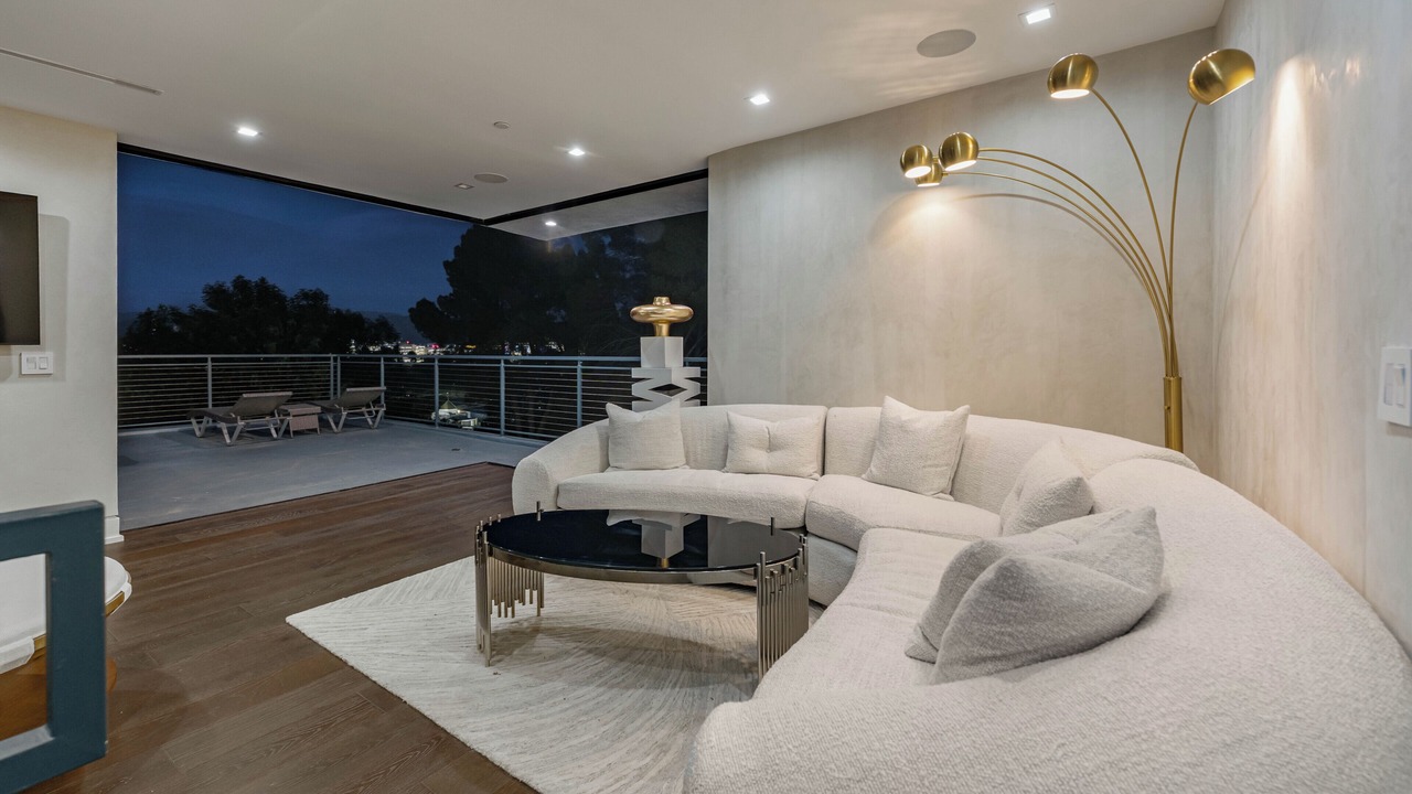 Photo of Livingroom in Los Angeles