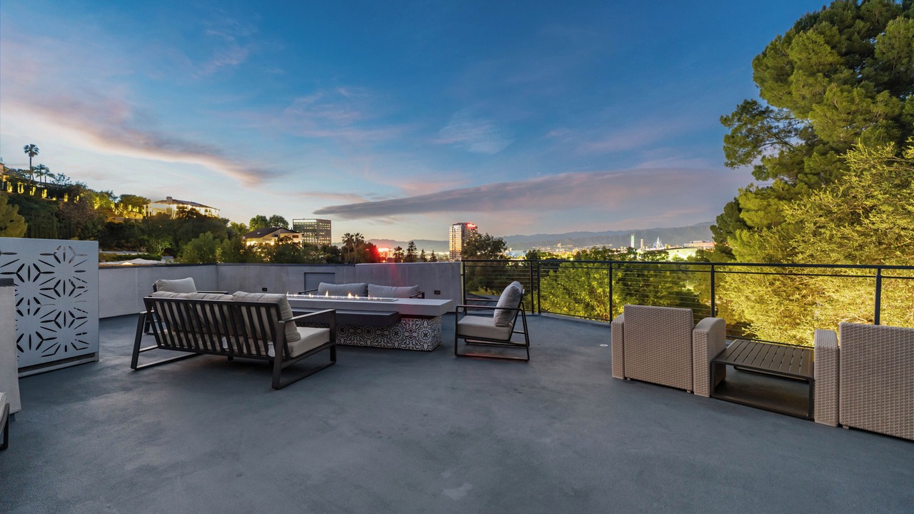 Photo of Patio Balcony in Los Angeles