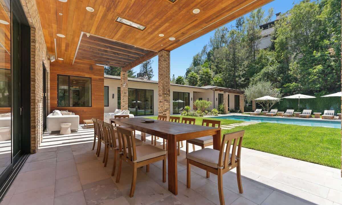 Photo of Outdoor in Beverly Hills