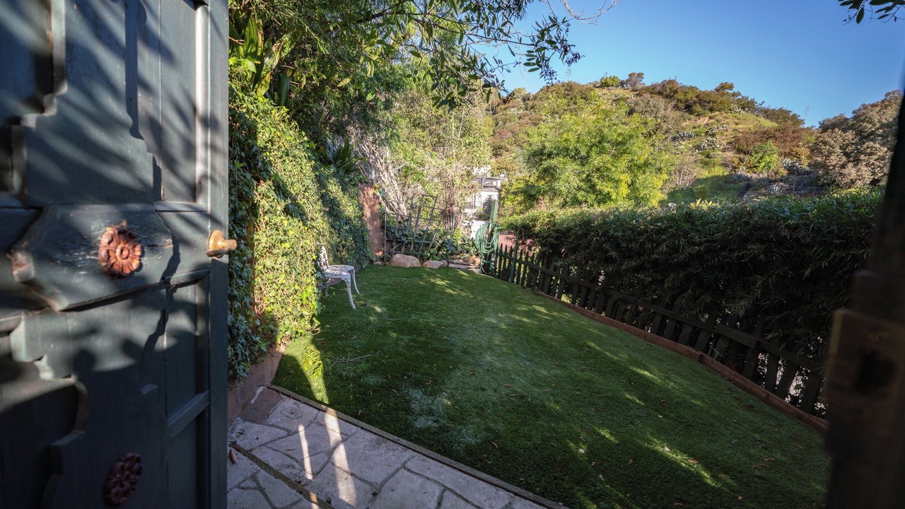 Photo of Outdoor in Beachwood Canyon