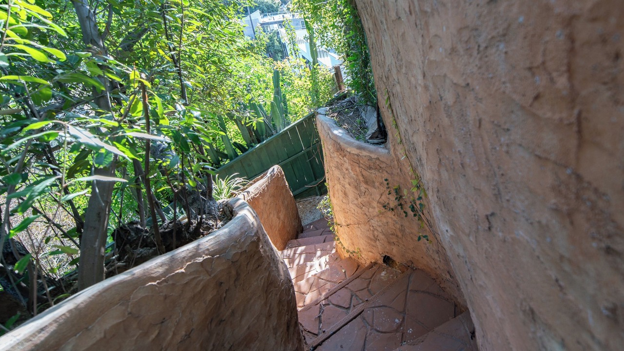 Photo of Outdoor in Beachwood Canyon
