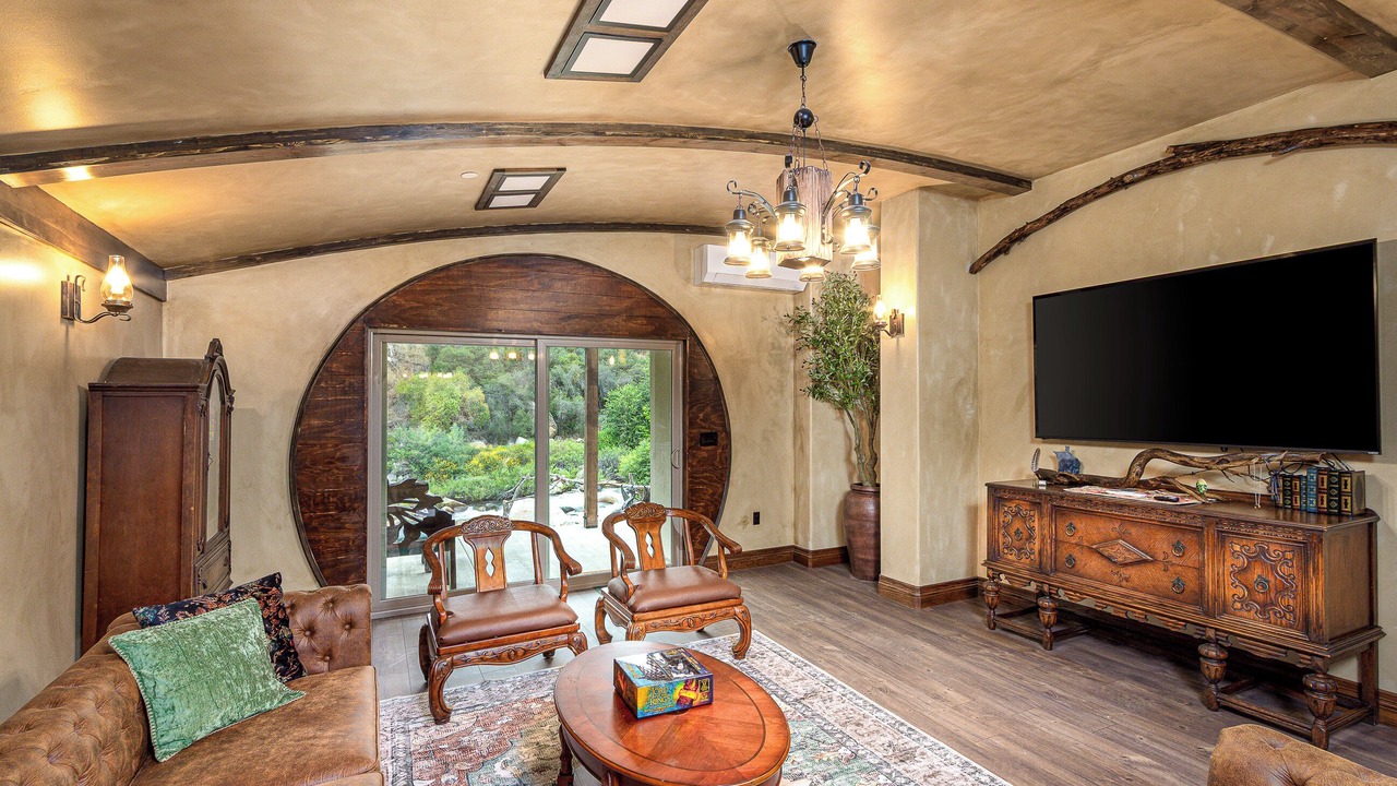 Photo of Livingroom in Three Rivers