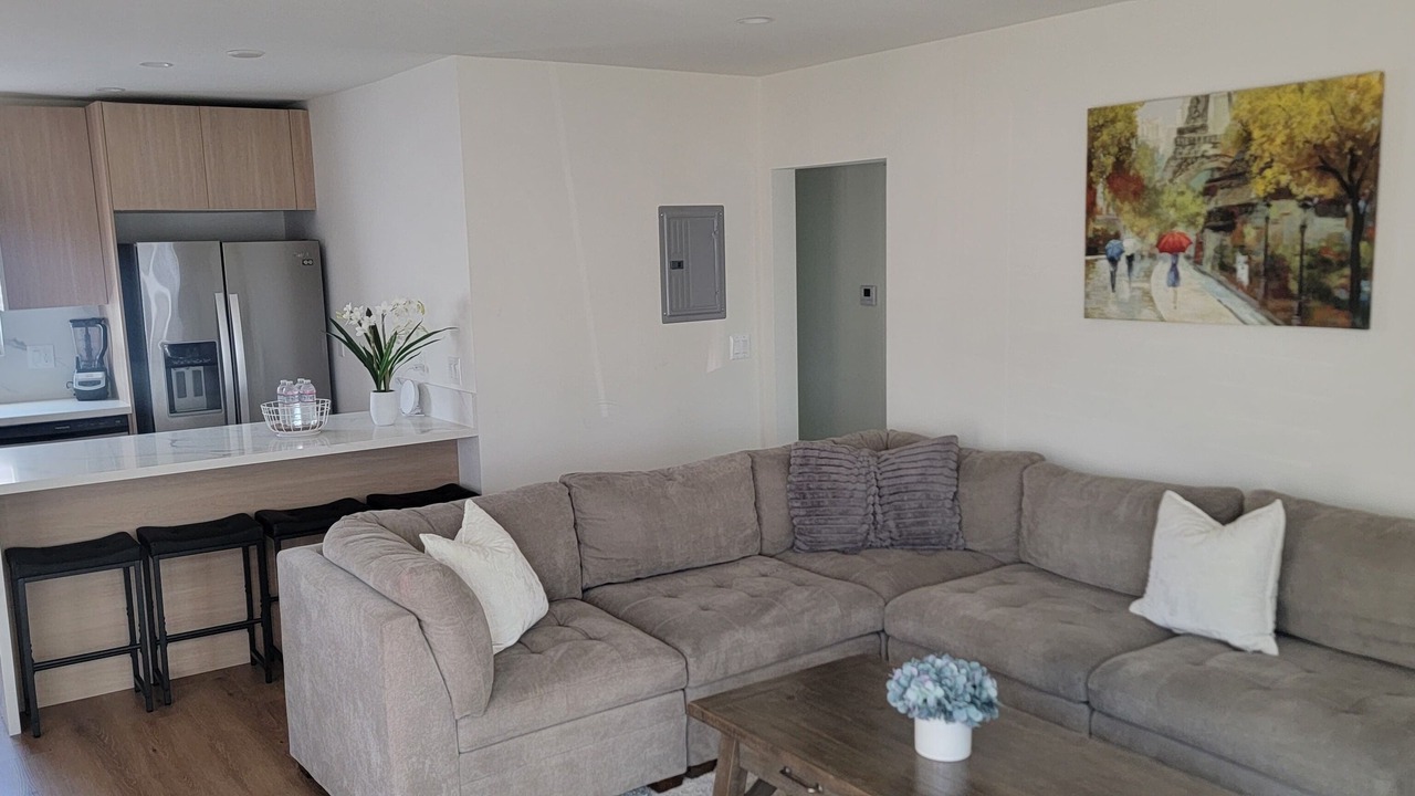 Photo of Livingroom in Burbank